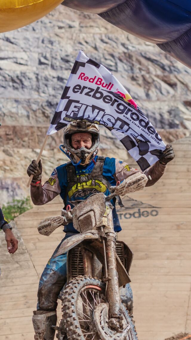 Out of 500 riders, only 10 conquered the Iron Giant. @gforcejarvis made it end in p4. 🏁
Let’s celebrate his performance. Drop your congratulations below 👇 👇👇

#24MX #ravensportsofficial #ravenhalcon #legend #erzbergrodeo